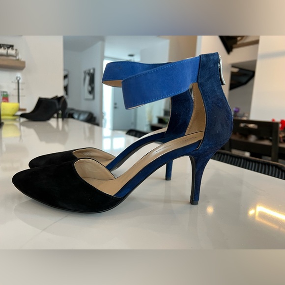 BCBGMaxAzria Shoes - Tri-Colored BCBG shoes